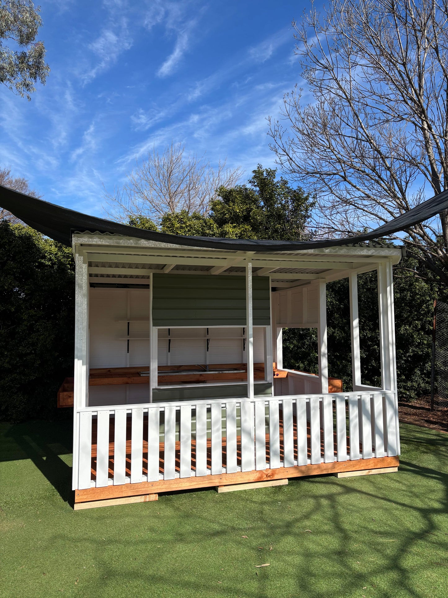 The Yarrawong with built-in Kitchen PAINTED