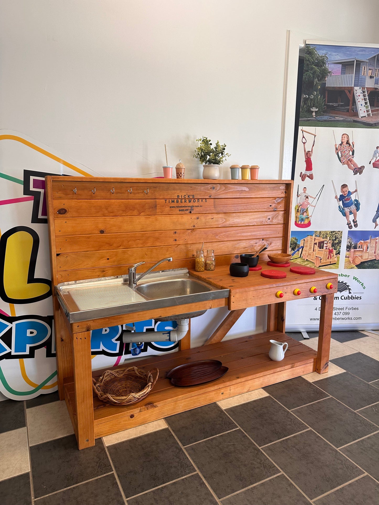 Mud Kitchen Deluxe