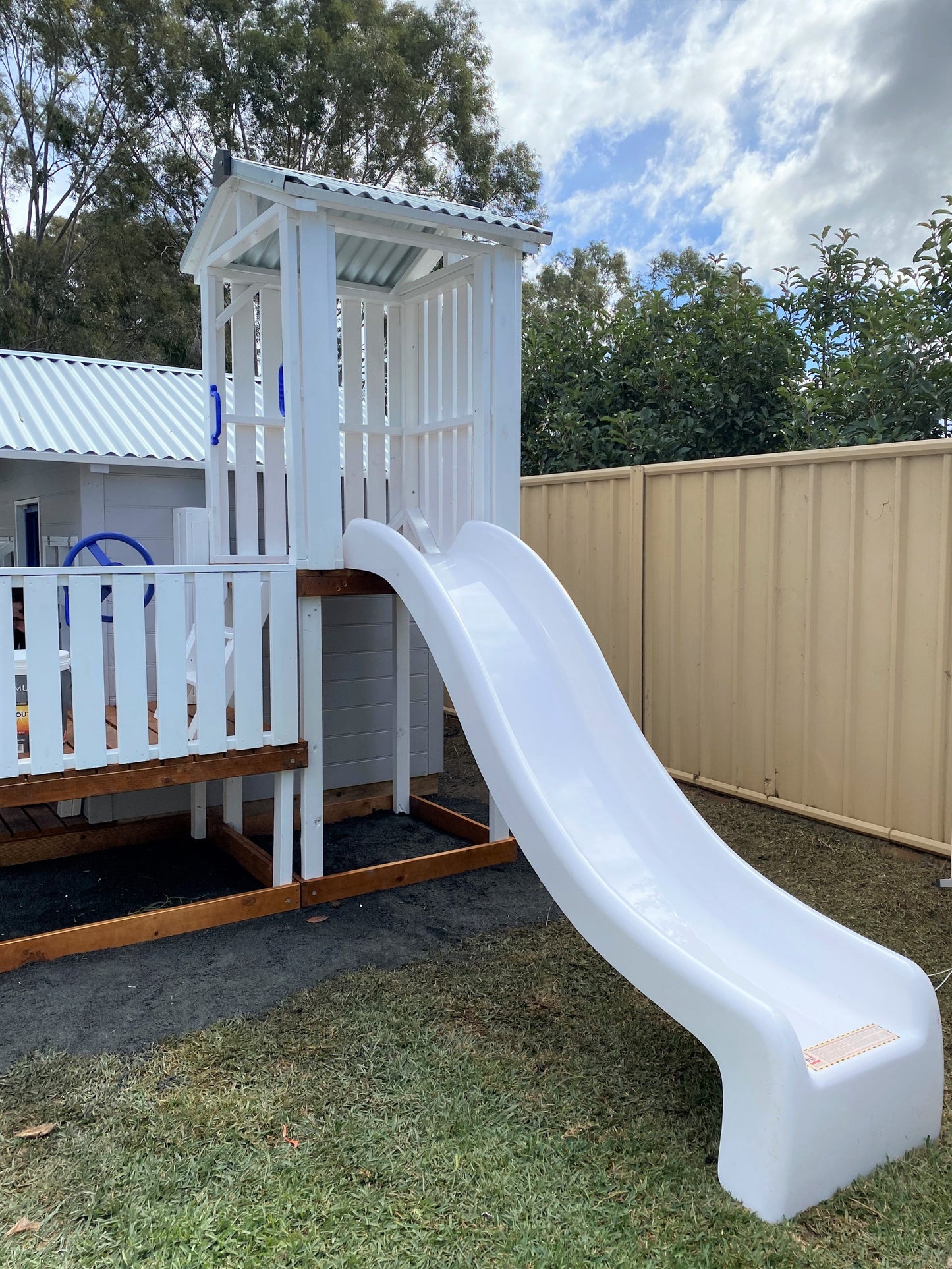 2.5m Fibreglass Wave Slide (1.2m platform height)