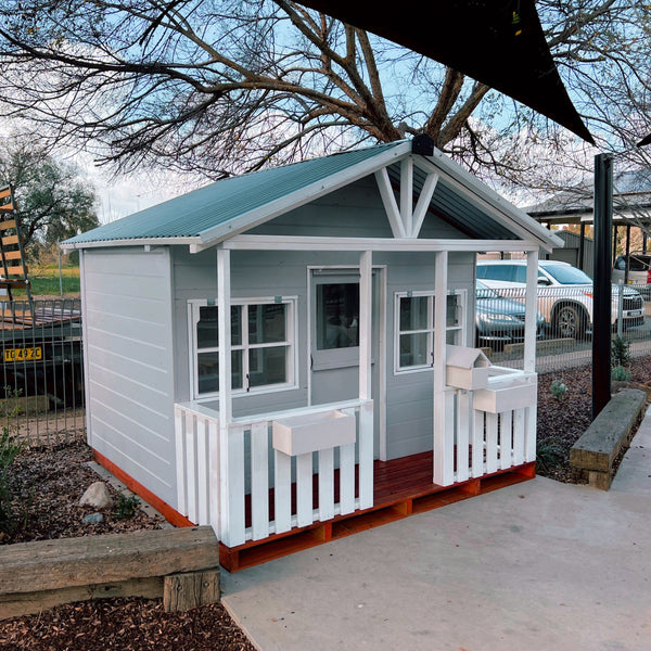 The King Size Beach Hut