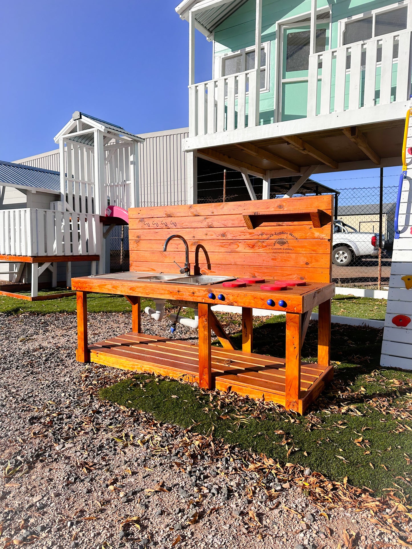 Mud Kitchen Deluxe
