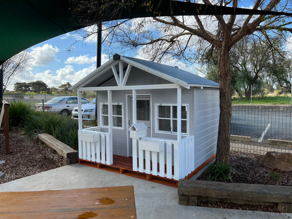 The King Size Beach Hut