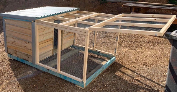 Premium Pet Hutch