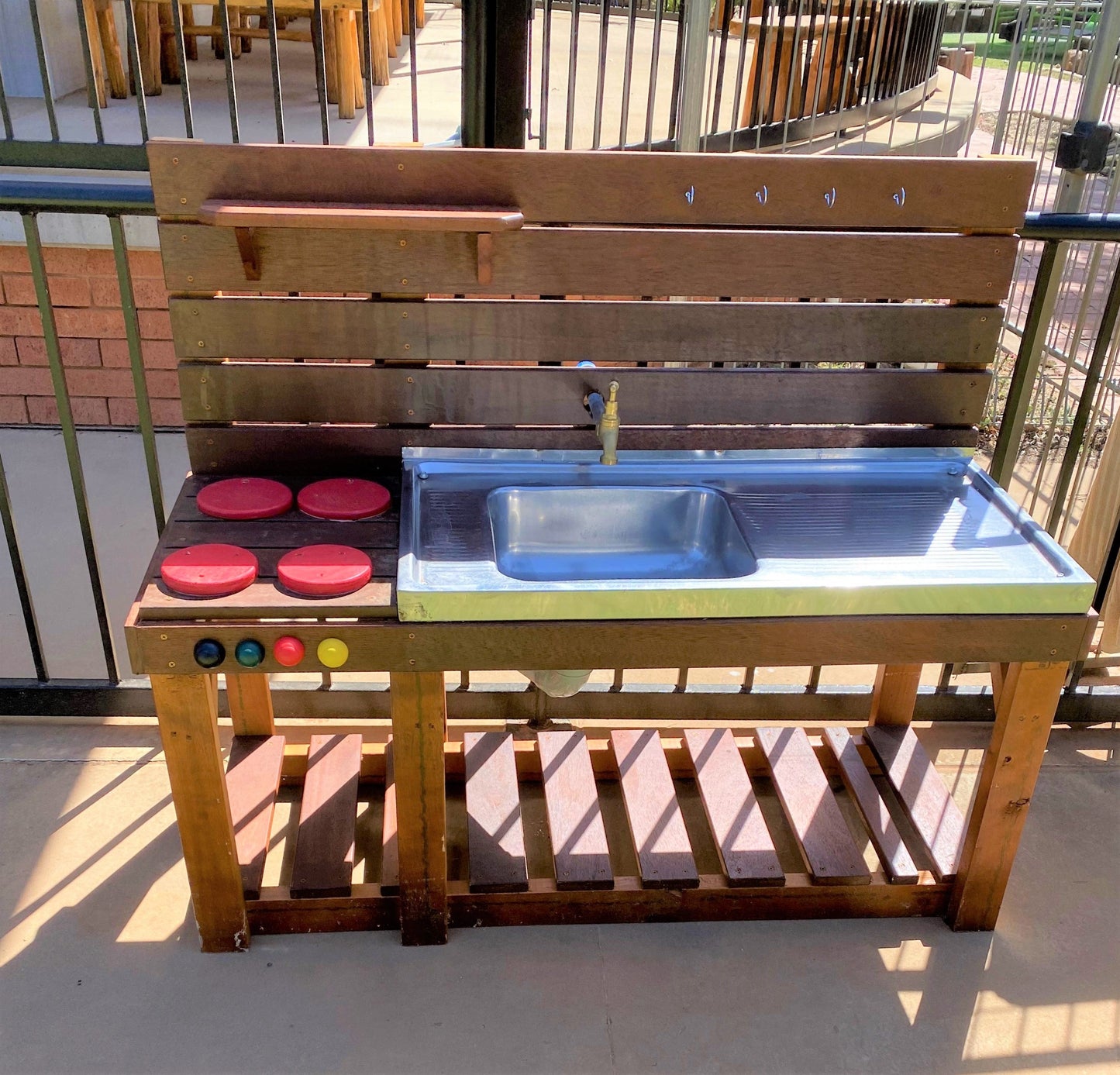 Mud Kitchen Deluxe