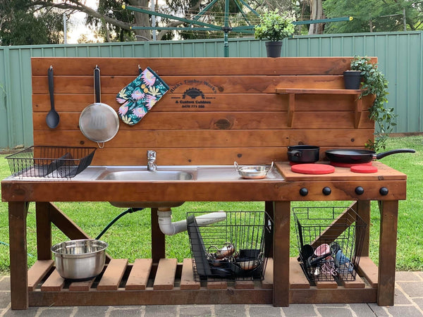 Mud Kitchen Deluxe