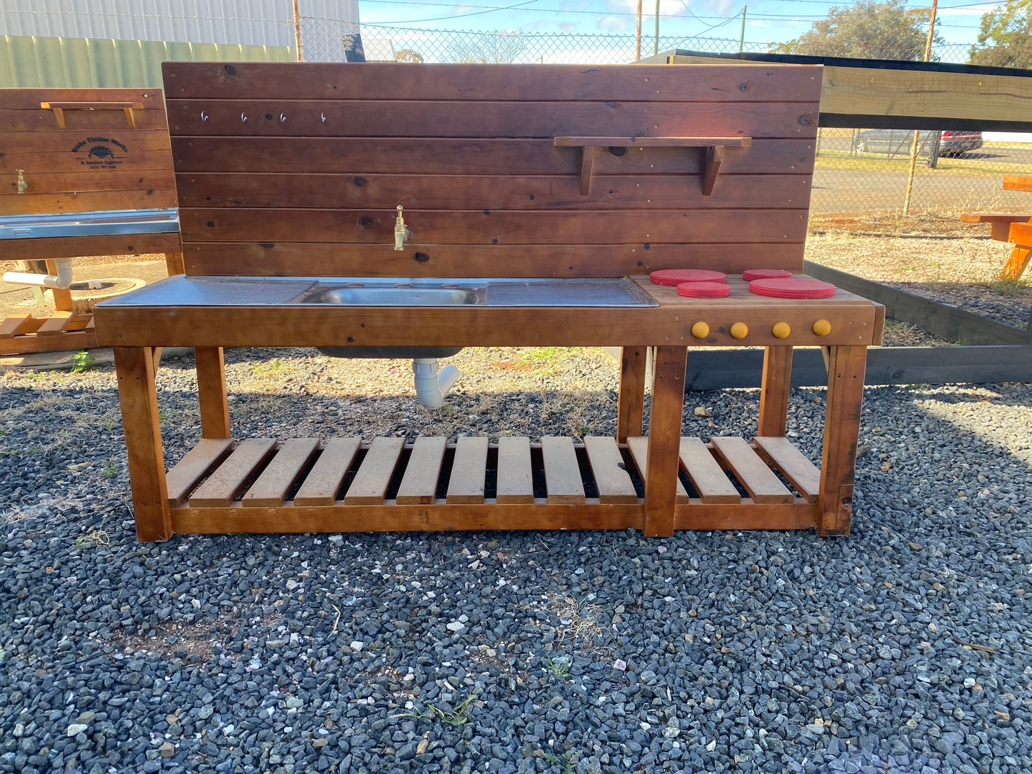 Mud Kitchen Deluxe